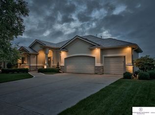 4210 N 195th St, Elkhorn, NE 68022