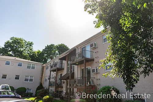 239 Maple St Photo 1