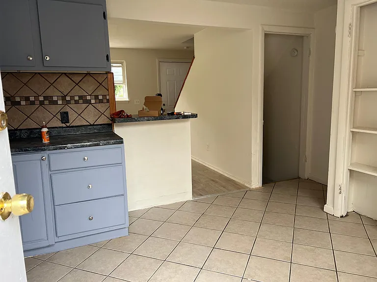 665 Garden St — Photo 17