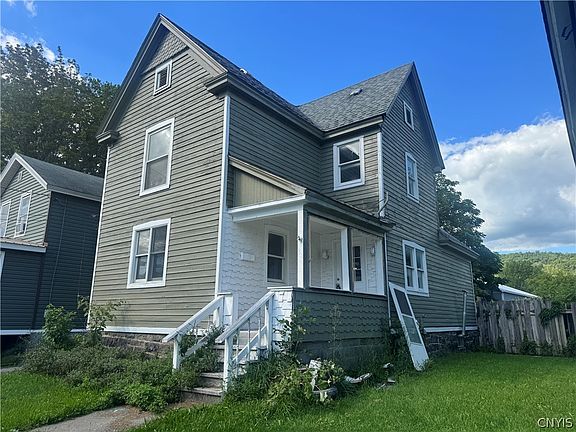 2nd image of 84 W North St