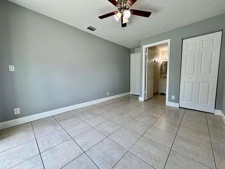 838 SW 14th St — Photo 15