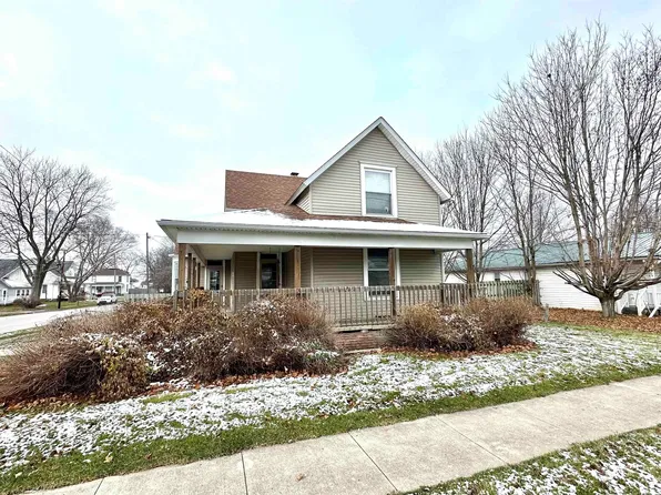100 W Grace St, Walton, IN 46994