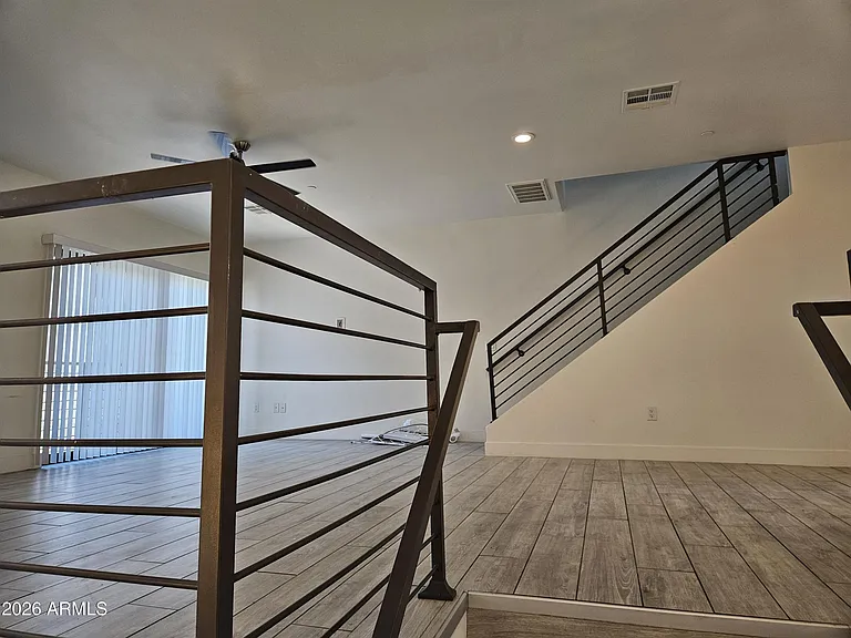259 S Roosevelt St — Photo 3