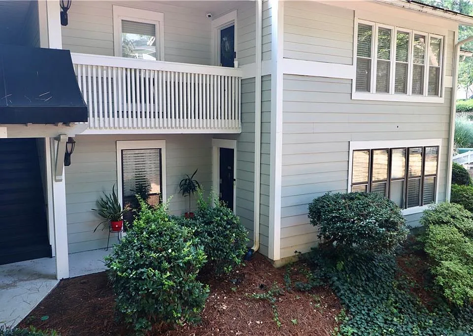 613 Summit North Dr NE #613
