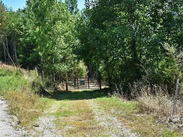 450 Hickory Rd #4-6, Spring City, TN 37381
