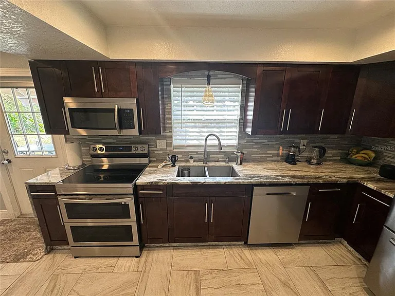 7327 Floral Cir E — Photo 12