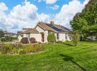 18 Willow Creek Ct, Parachute, CO 81635