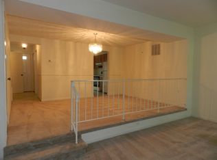 12108 Stoneford Dr, Woodbridge, VA 22192