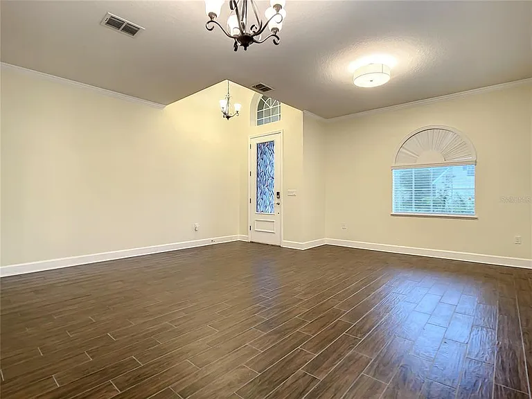 636 Spring Oak Cir — Photo 6