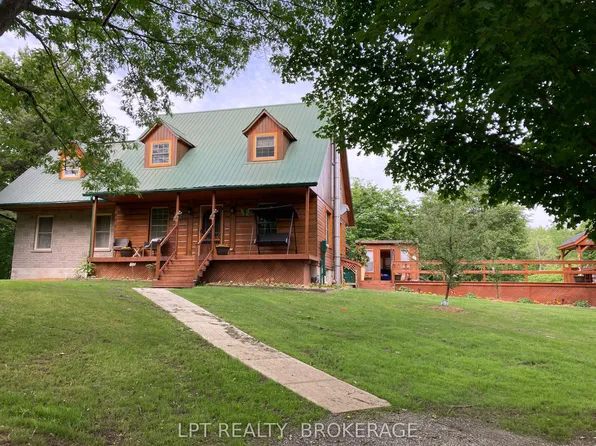 3691 McConnell Rd, South Frontenac, ON K0H 1V0
