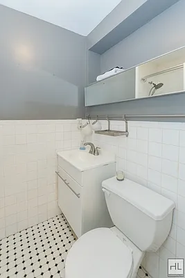 Rented by Highline Residential | media 11