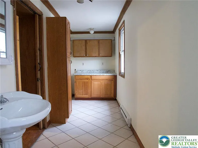 1020 Ferry St #1 — Photo 12