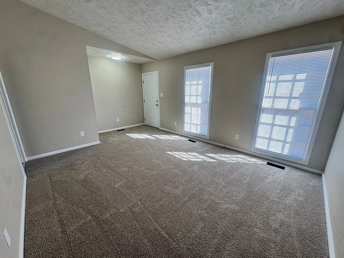 2908 Peacock Street ~ Hope Mills — Photo 2