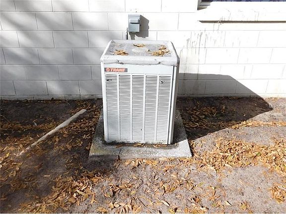 2nd image of 1810 Nova Dr