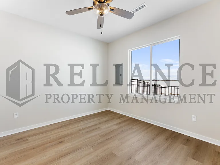 12438 Blanford St — Photo 13