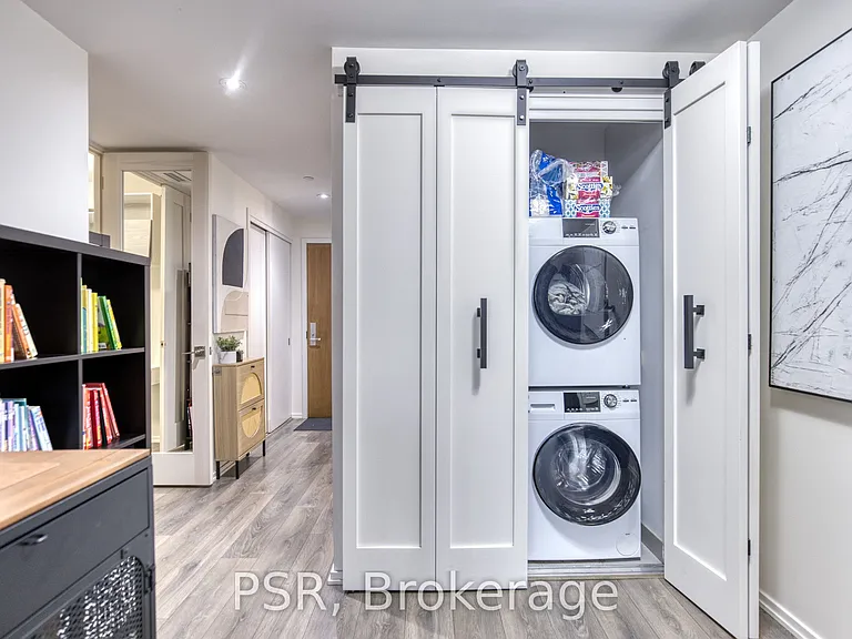 783 Bathurst St #321 — Photo 13