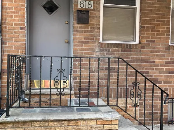 818 McClellan St, Philadelphia, PA 19148