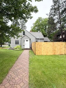 324 12th Ave E, Alexandria, MN, 56308