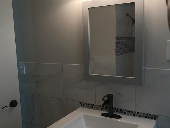 2nd image of 18915 Hilliard Blvd #4D