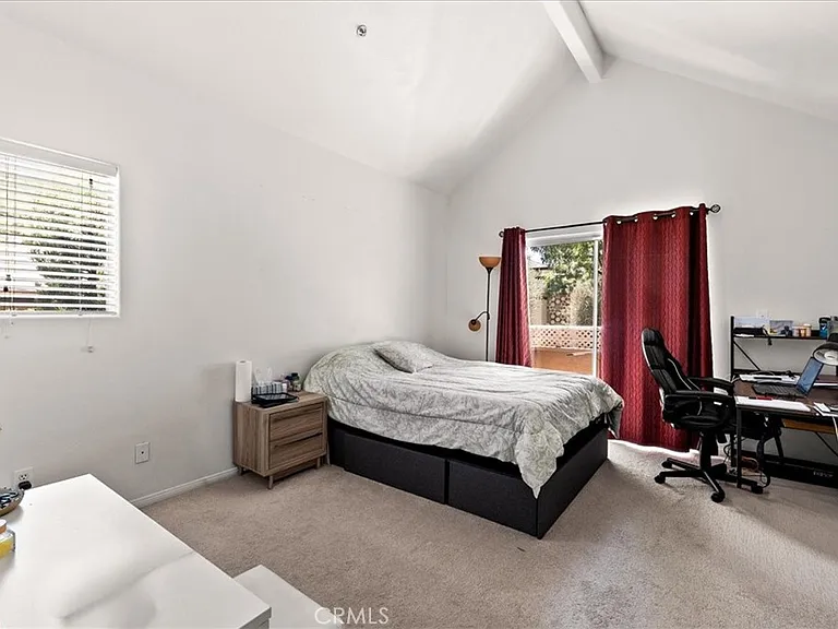 703 Locust St #1 — Photo 16
