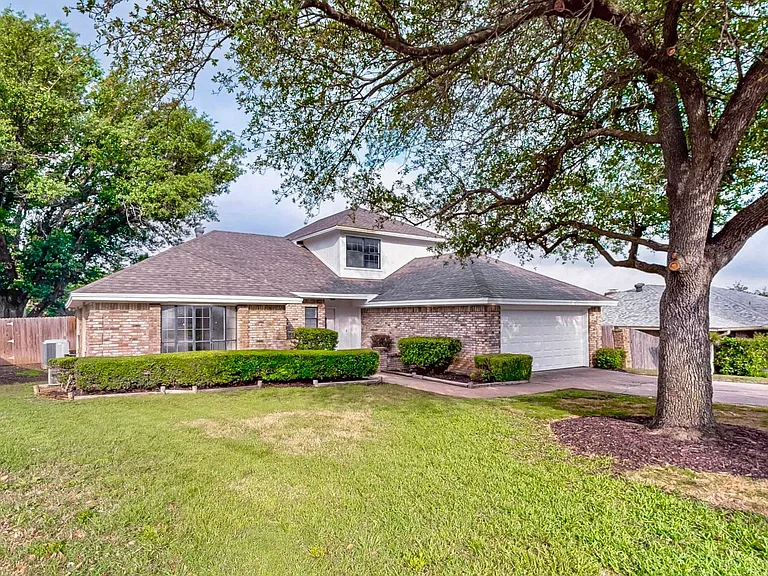 3965 Singleleaf Ln — Photo 31