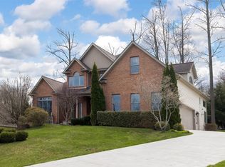 4163 Stone Creek Dr, Erie, PA 16506
