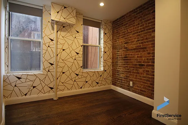 Rented by FirstService Realty (legacy) | media 7