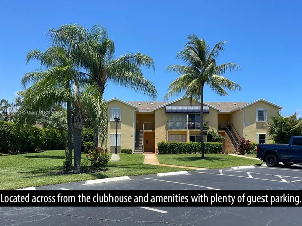 686 Waterside Dr, Hypoluxo, FL 33462