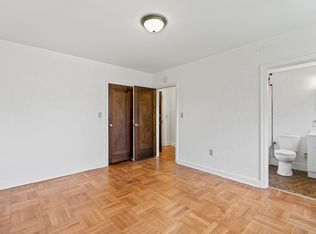 3336 Brownsville Rd #304, Pittsburgh, PA 15227