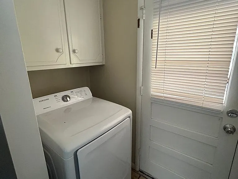 2717 NW Central Dr — Photo 10