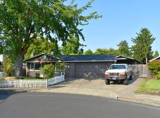 4749 Royal Ave, Eugene, OR 97402