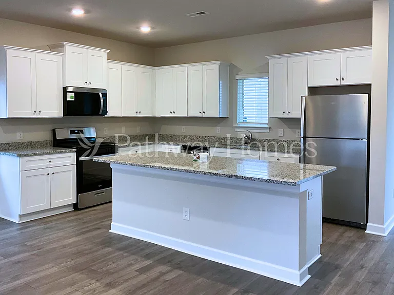2415 Nabali Way — Photo 5
