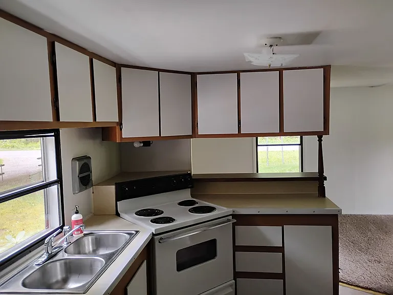2074.5 Willeys Lake Rd — Photo 27