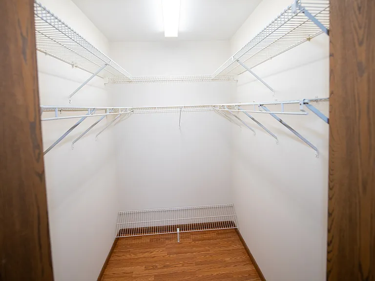 Bedroom walk-in
