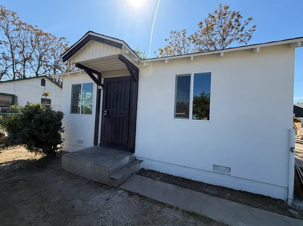 4116 E Burns Ave, Fresno, CA 93725