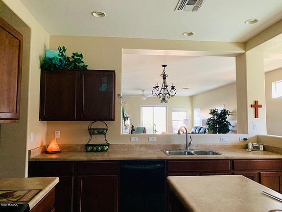 4th image of 14415 S Avenida Castano