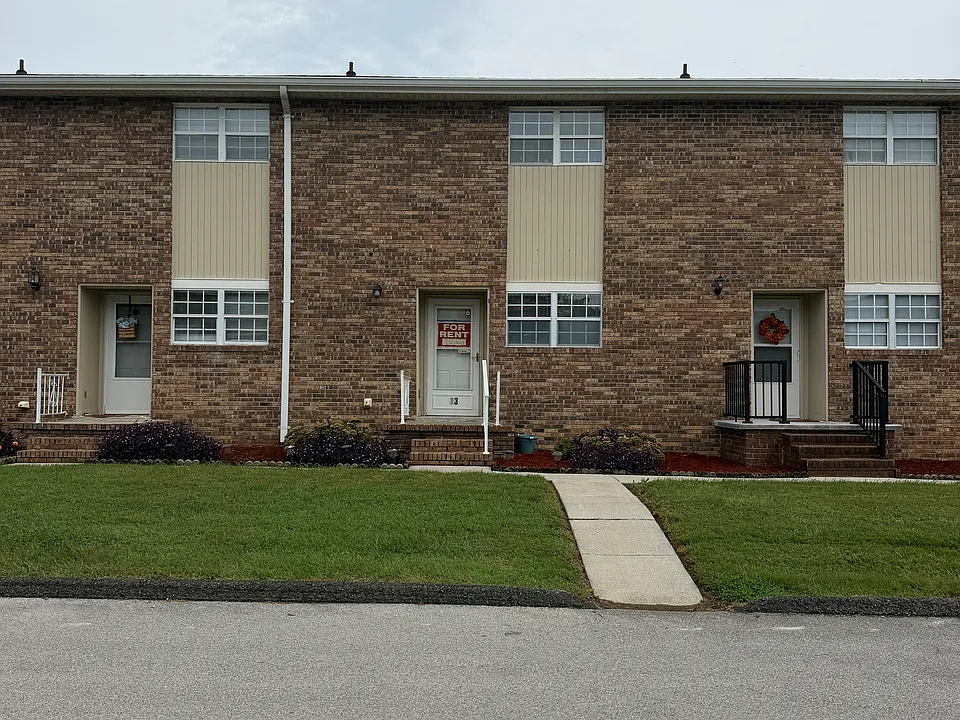 108 Shady Brook Dr #13-3