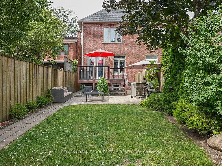 21A Grove Ave — Photo 36