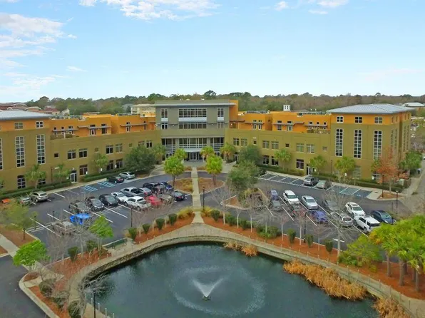 225 Seven Farms Dr Penthouse 307, Charleston, SC 29492