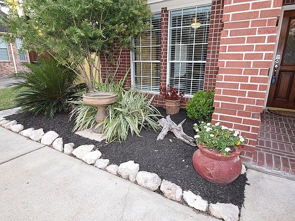 4th image of 1719 Pincher Creek Dr