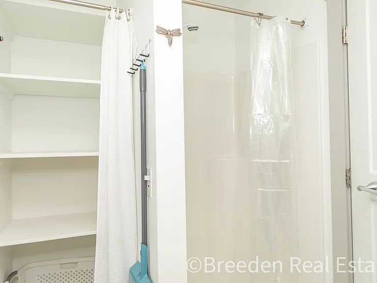 129 California St #1 — Photo 12