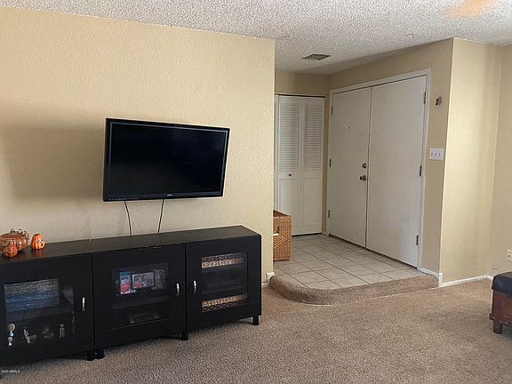 4th image of 8228 N 32nd Dr