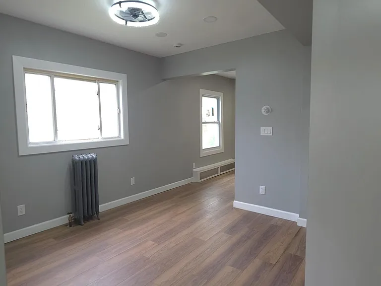 215 S Valley Ave #1 — Photo 7
