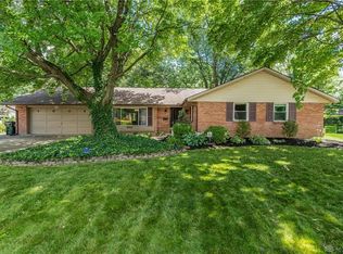 1948 Hamlet Dr, Dayton, OH 45440