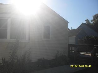 56709 Oak Rd, South Bend, IN 46619