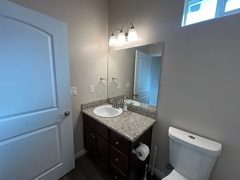 1013 Florida St — Photo 21