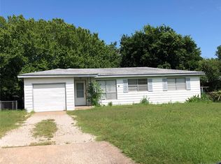 114 Elmhurst Ct, Bartlesville, OK 74006
