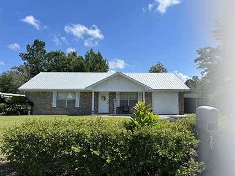 1435 Firefinder Ln — Photo 2