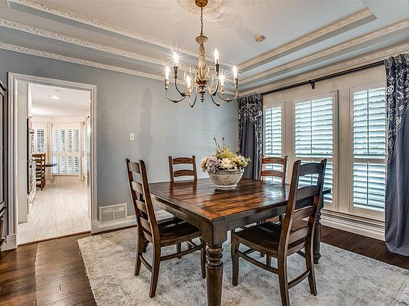 3rd image of 8807 Kenton Dr