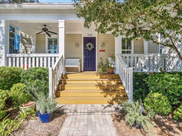 1765 S 15th St, Fernandina Beach, FL 32034